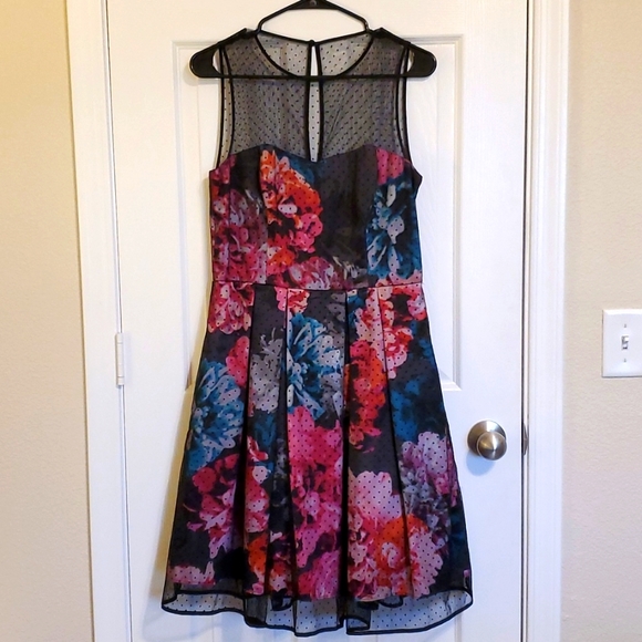 Lord & Taylor Dresses & Skirts - Eliza J. Lord & Taylor Floral Dress, Size 8